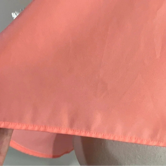 BCBGeneration Peach Blouse Small Sheer Hi Low Cutout Neckline Flowy Sleeveless - Picture 5 of 8